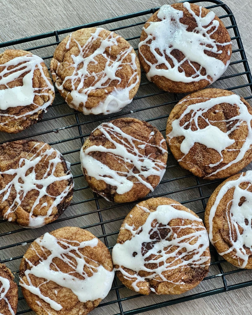 Cinnamon roll snickerdoodle cookies 